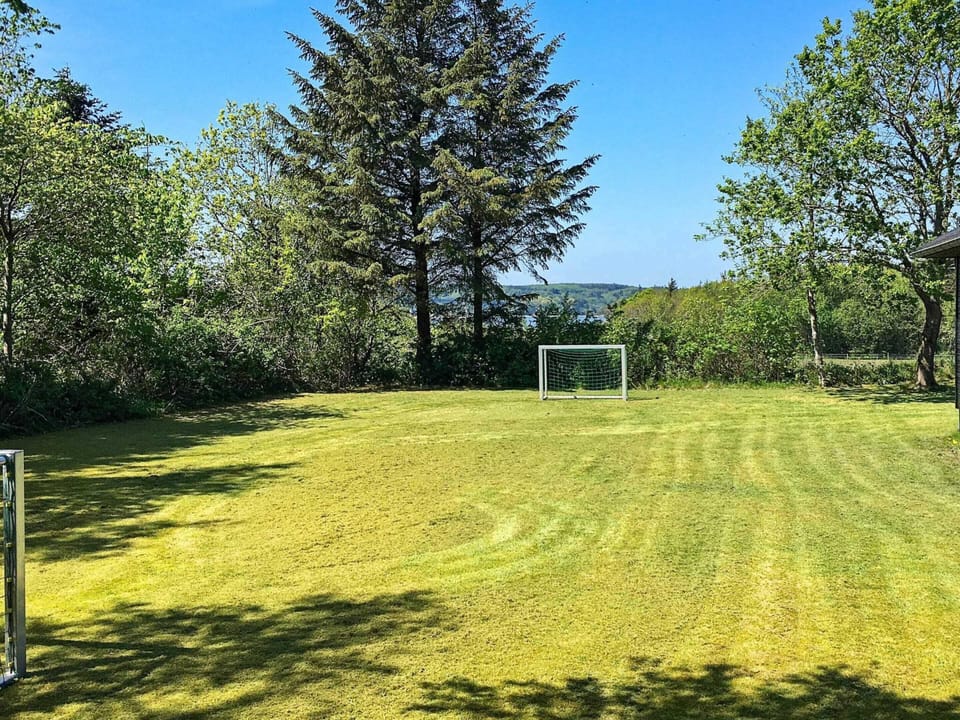 House | Sport court