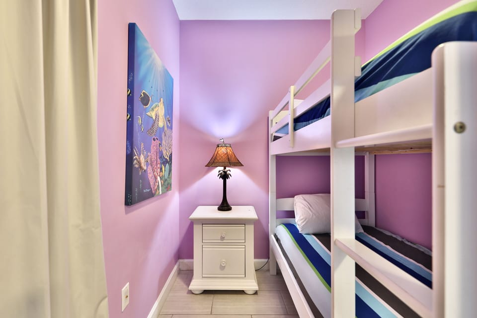 3rd bedroom with twin size bunkbeds.