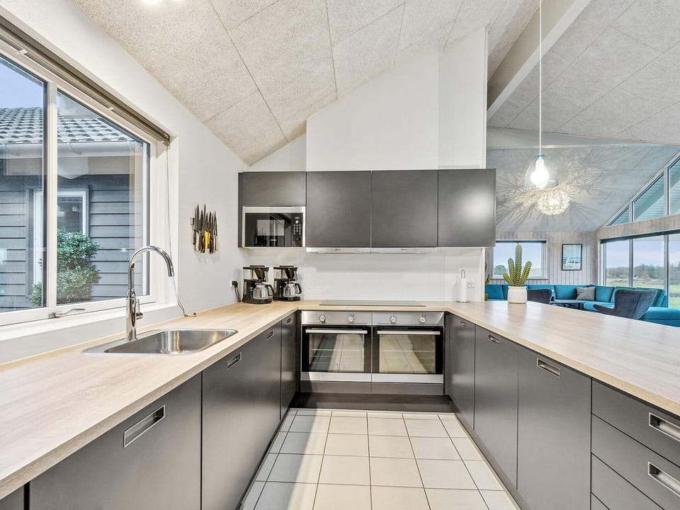 House | Private kitchen | Highchair
