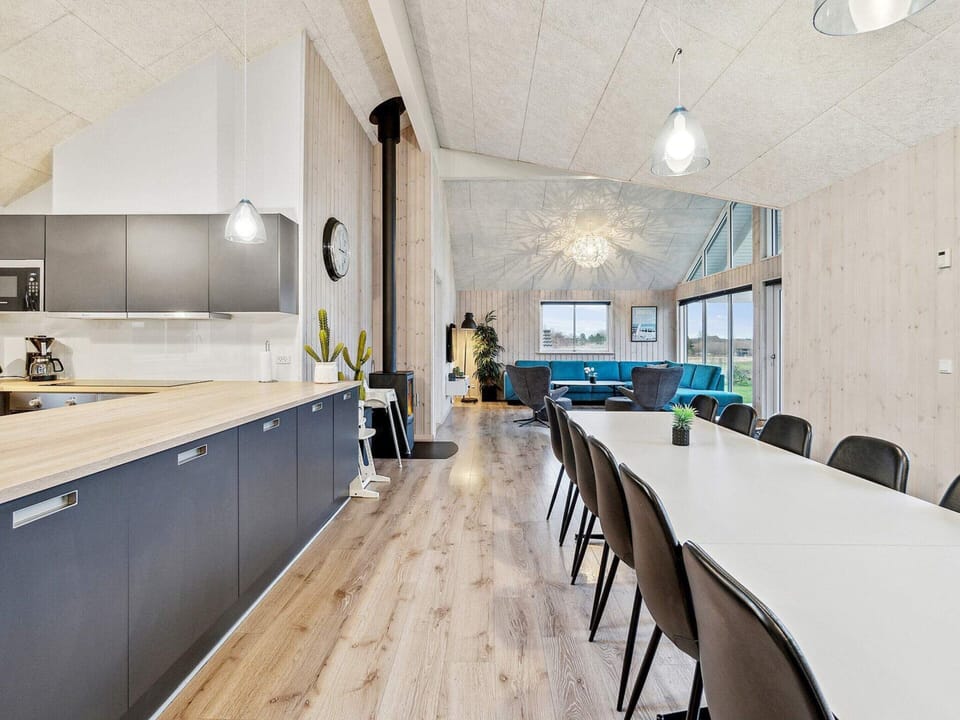 House | Private kitchen | Highchair
