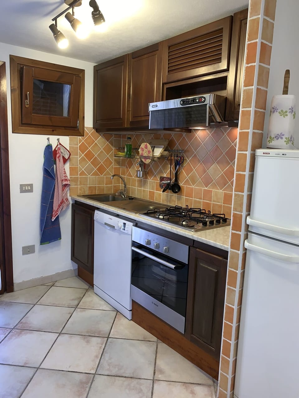 Apartment, 2 Bedrooms | Private kitchen | Full-size fridge, oven, stovetop, dishwasher