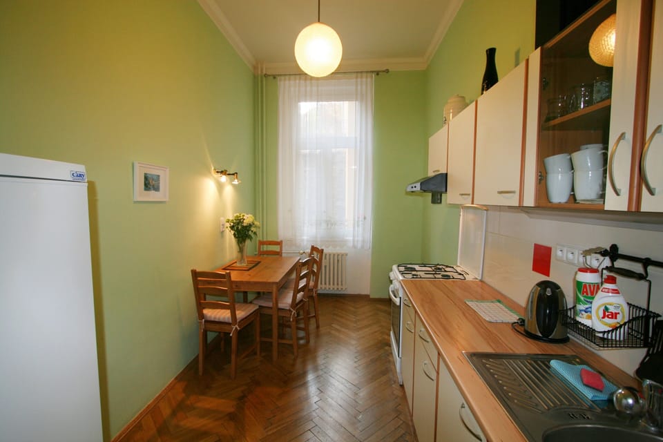 Apartment | Private kitchen | Full-size fridge, microwave, oven, stovetop