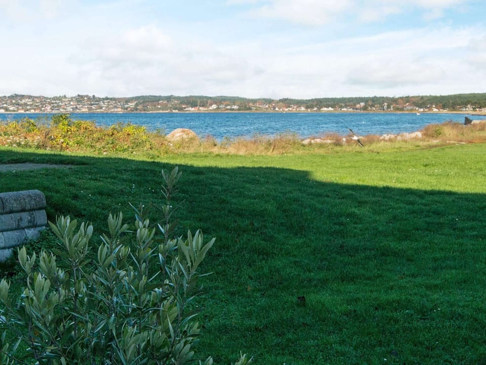 House | Water view