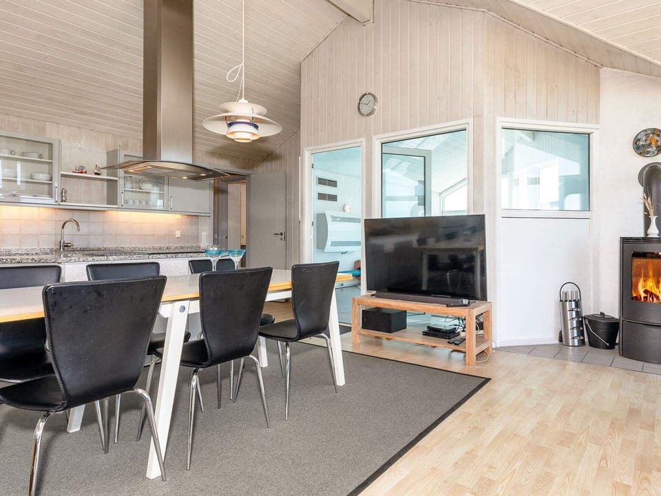 House | Private kitchen | Highchair