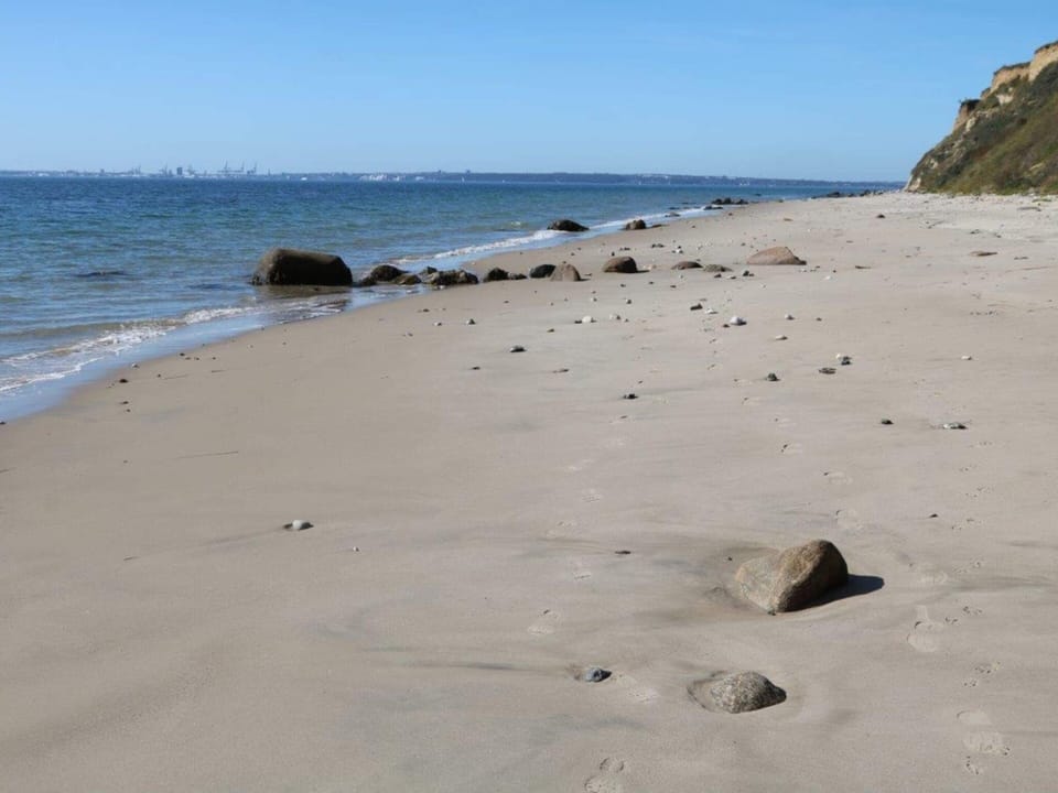 Seaside Serenity at Skadshoved-by Traum House in Central Denmark Region