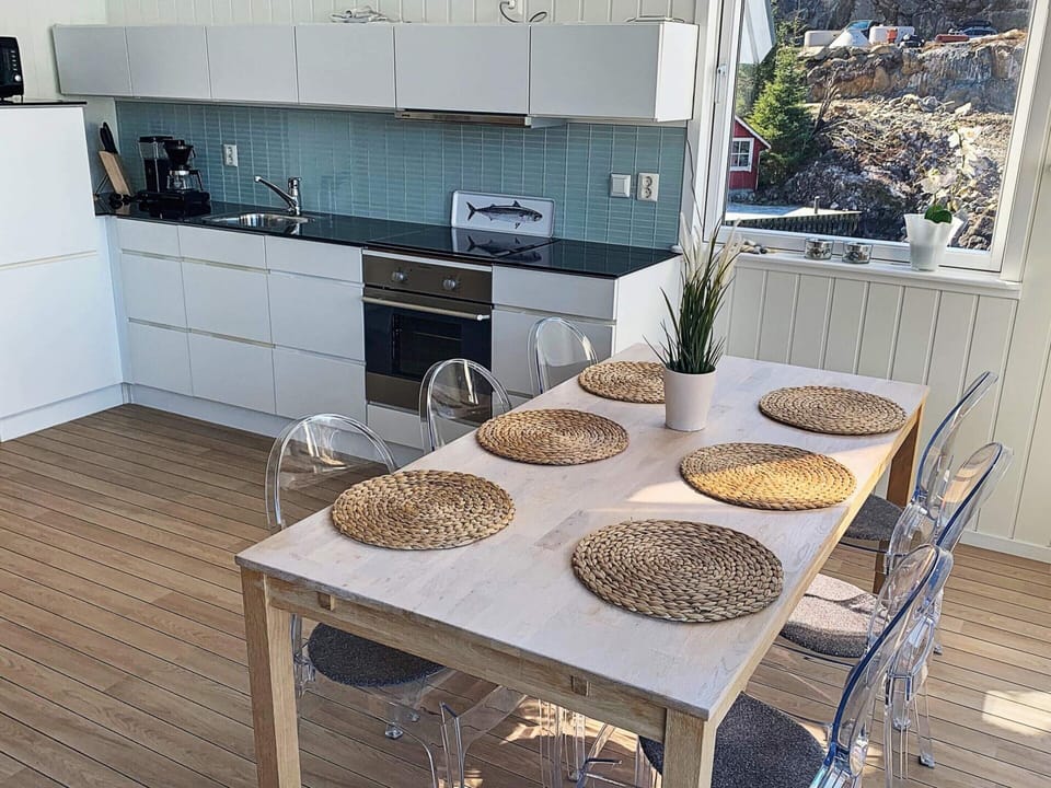 House | Dining