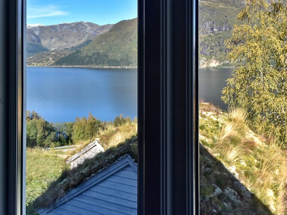 House | Lake view