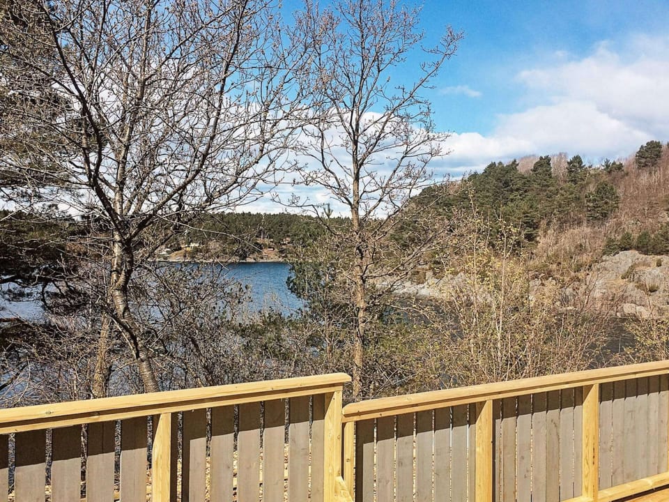 House | Lake view