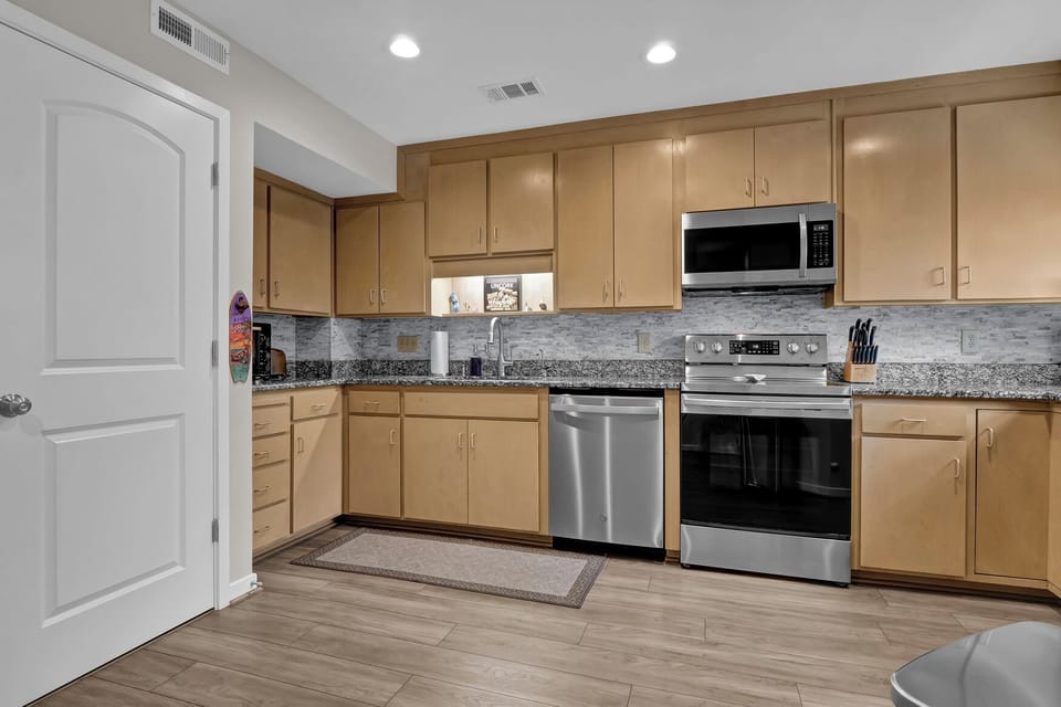 Well-equipped kitchen