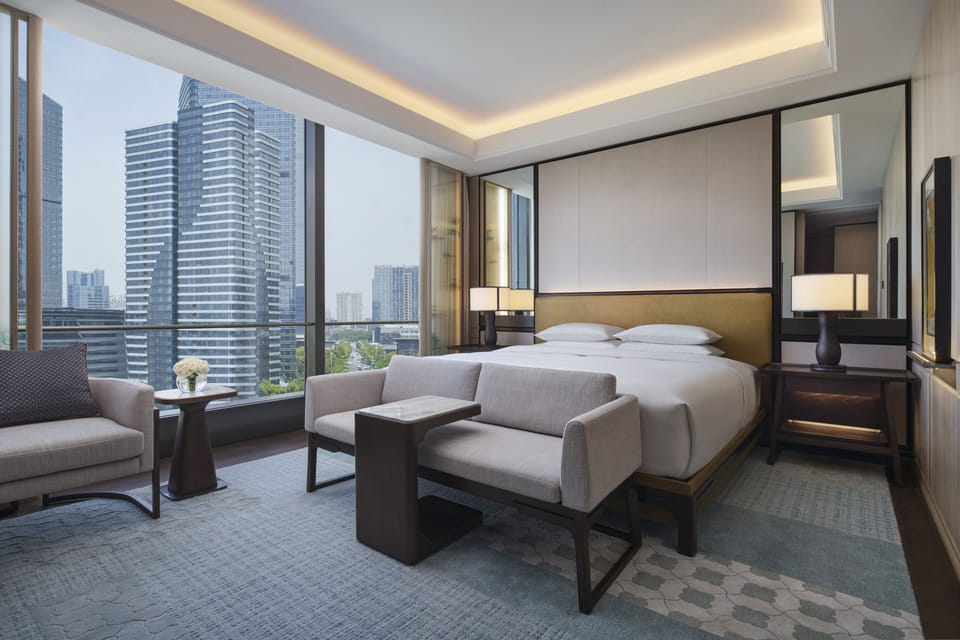 Park Executive Lakeview Terrace Suite | Down comforters, minibar, in-room safe, desk