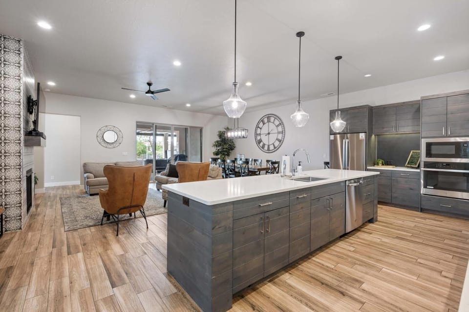 Open concept living spaces have plenty of room for large groups