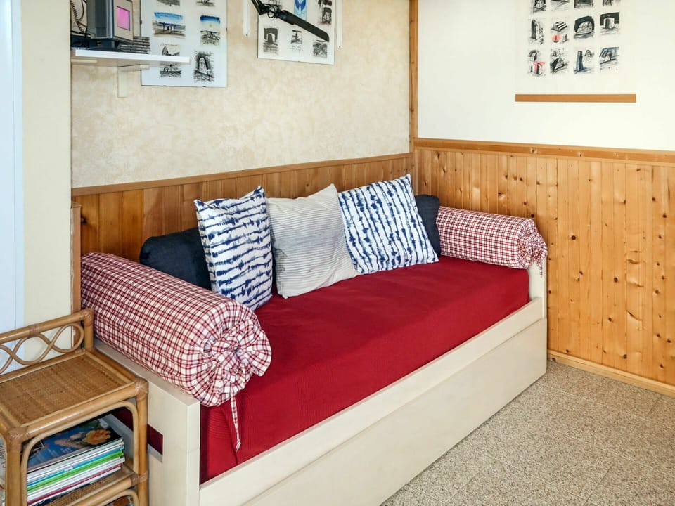 Furniture, Couch, Room, Bed, Property, Bedroom, Interior Design, Sofa Bed, Studio Couch, Floor