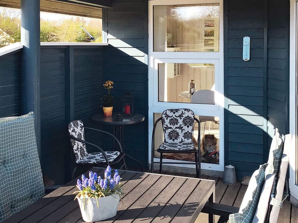 House | Outdoor dining