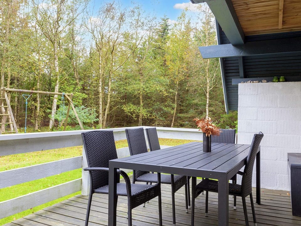 House | Dining