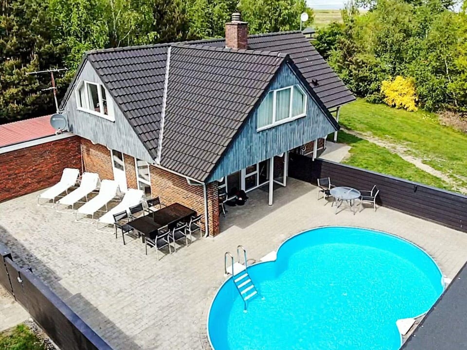House | Pool | Outdoor pool