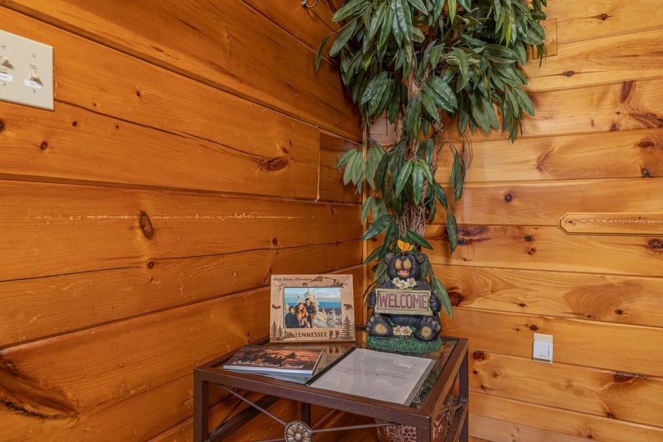 Welcome table