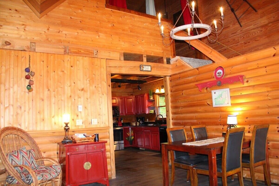 Dining area for 4