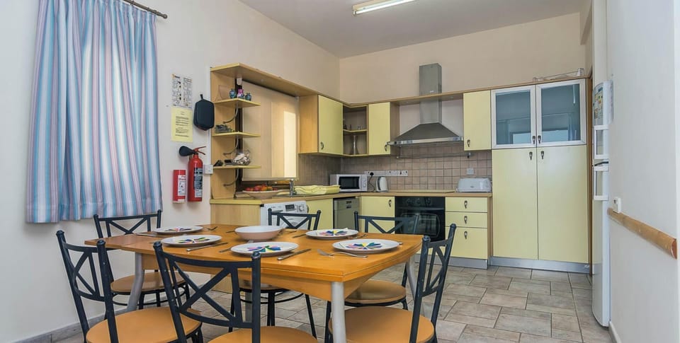 Villa, 3 Bedrooms, Smoking, Private Pool | Dining