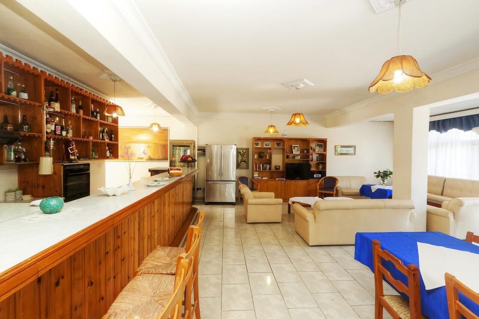 Room, 1 Bedroom, Smoking, Balcony | Hallway