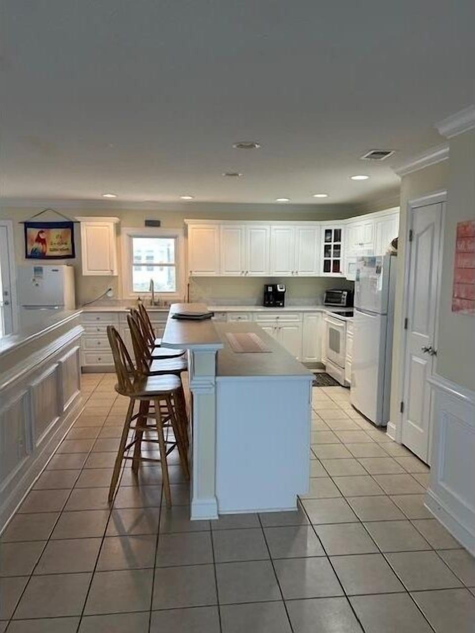 House, 5 Bedrooms | Private kitchen | Fridge, oven, dishwasher, coffee/tea maker