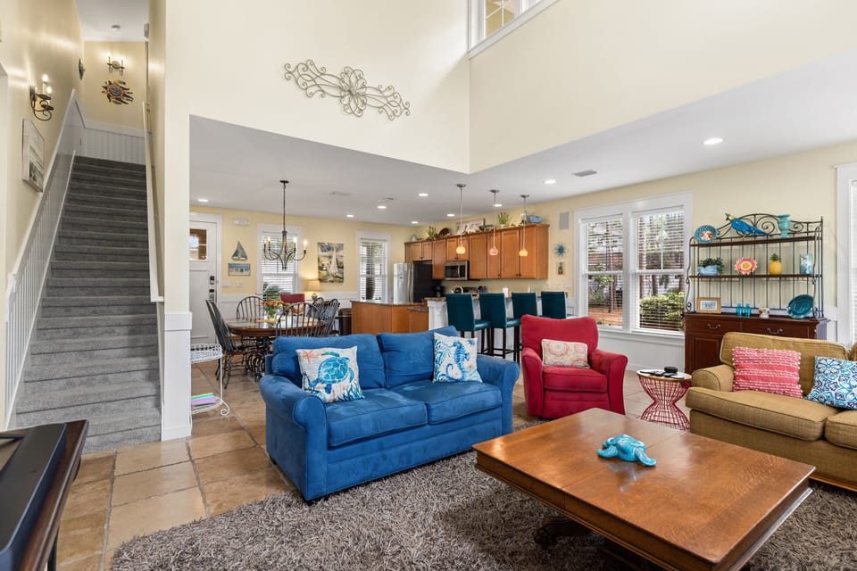 House, 3 Bedrooms | Living area | Flat-screen TV, DVD player