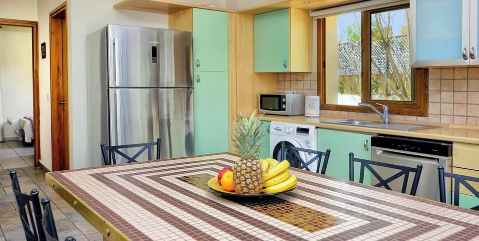 Villa, 5 Bedrooms, Smoking, Private Pool | Dining