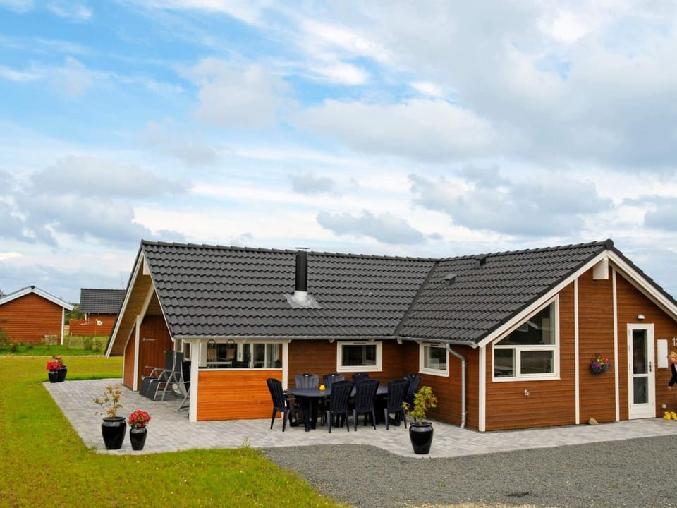 House | Exterior