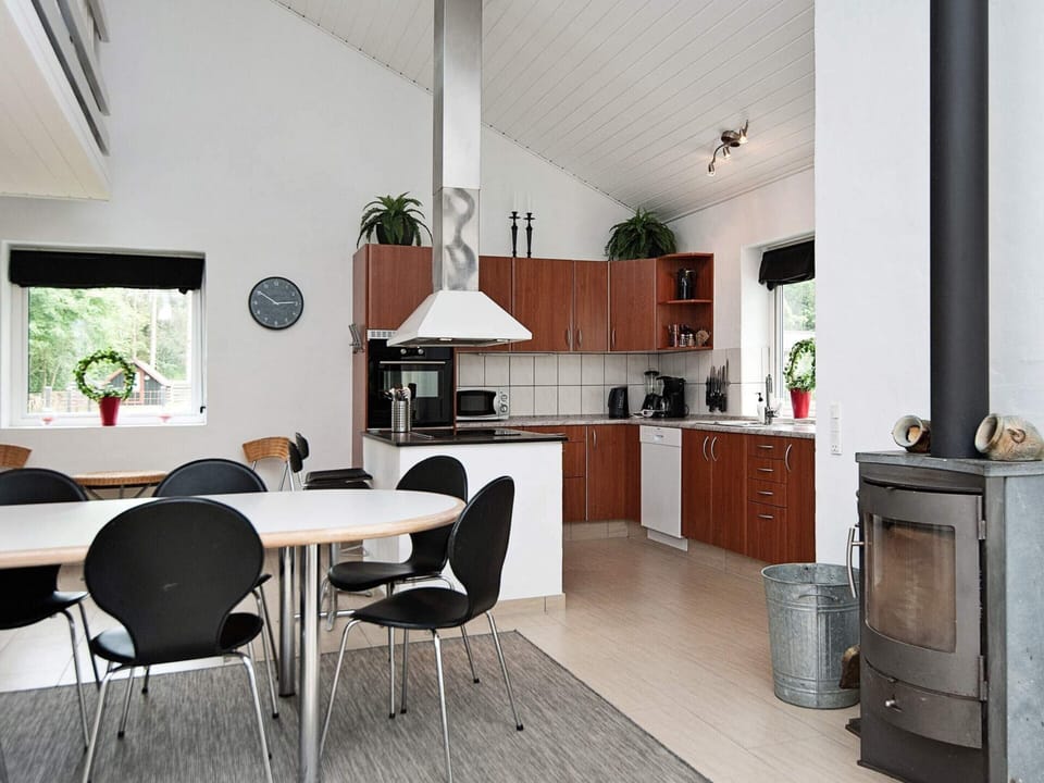 House | Private kitchen | Highchair