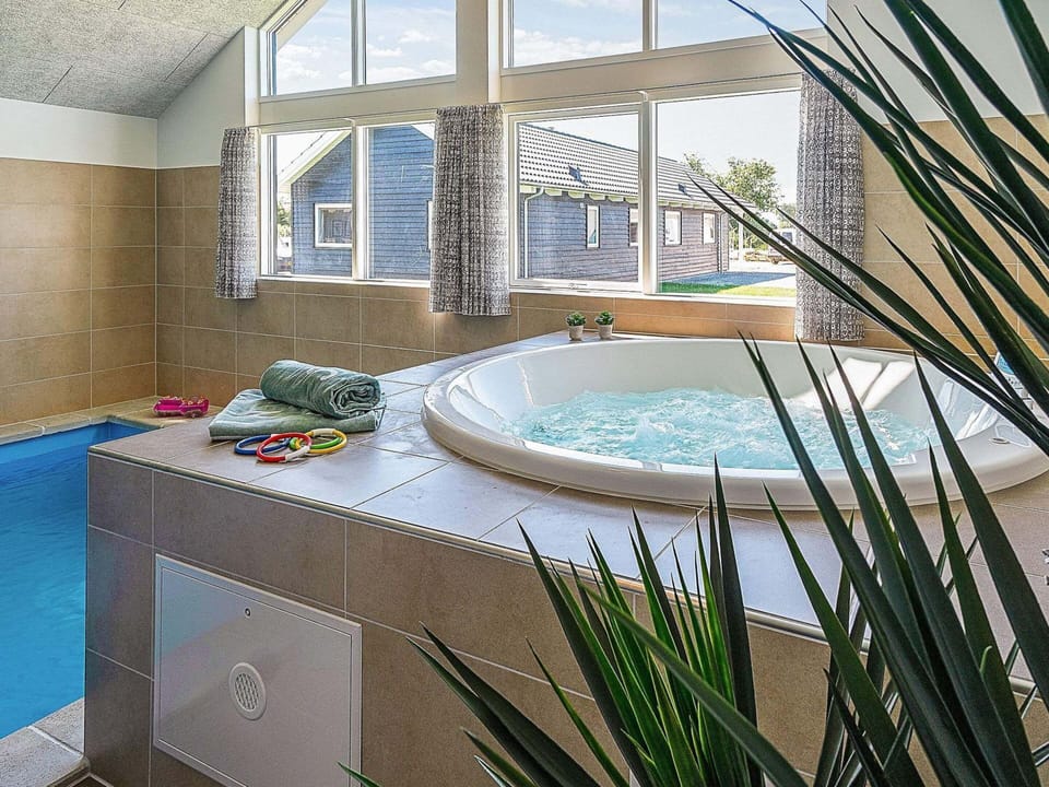 House | Spa treatment