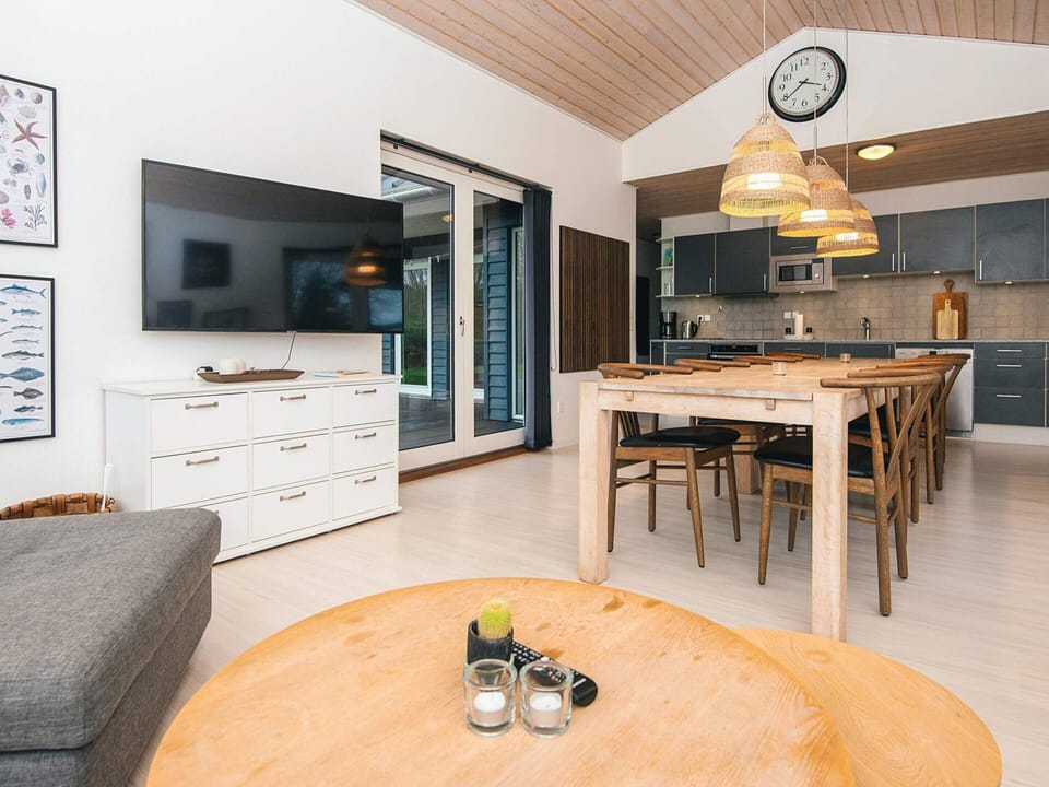 House | Dining