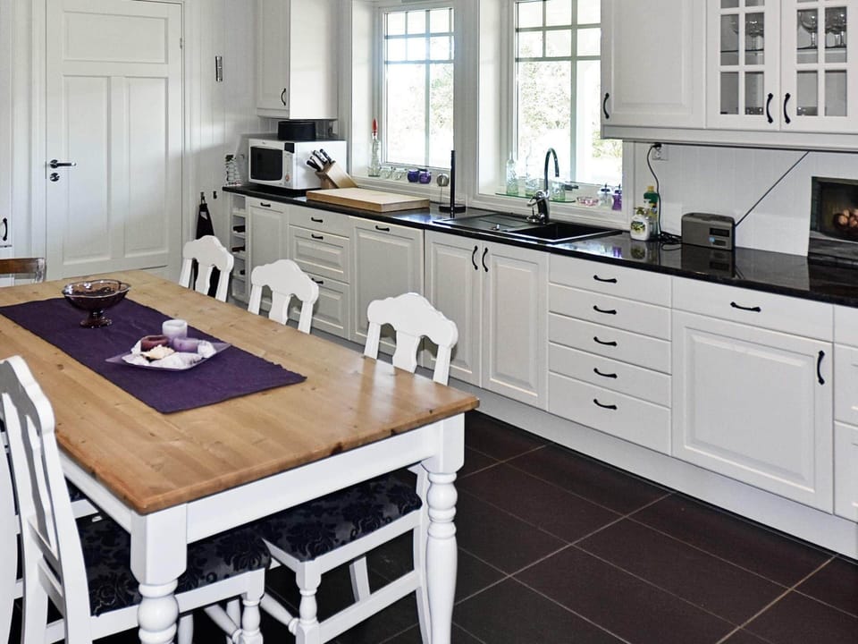 House | Dining