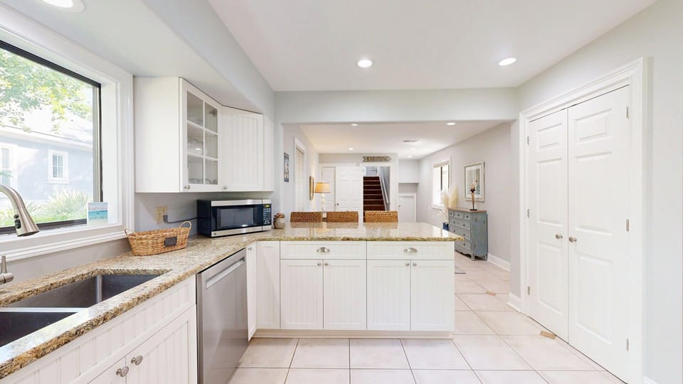Fully Stocked Kitchen