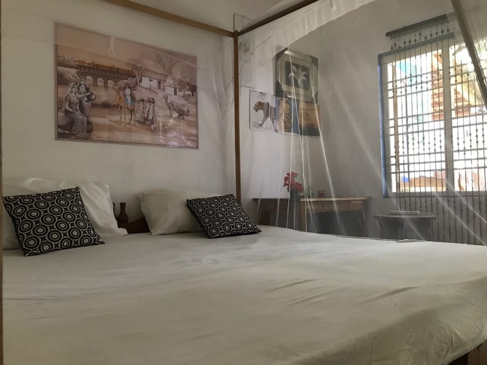 Memory foam beds, in-room safe, individually decorated