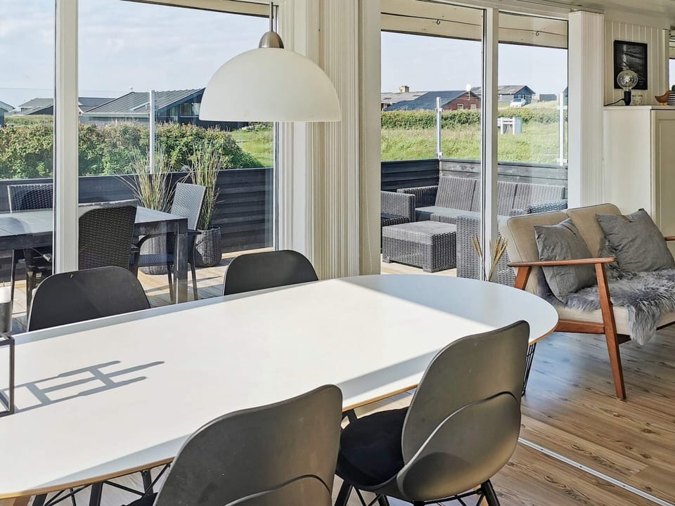 House | Dining