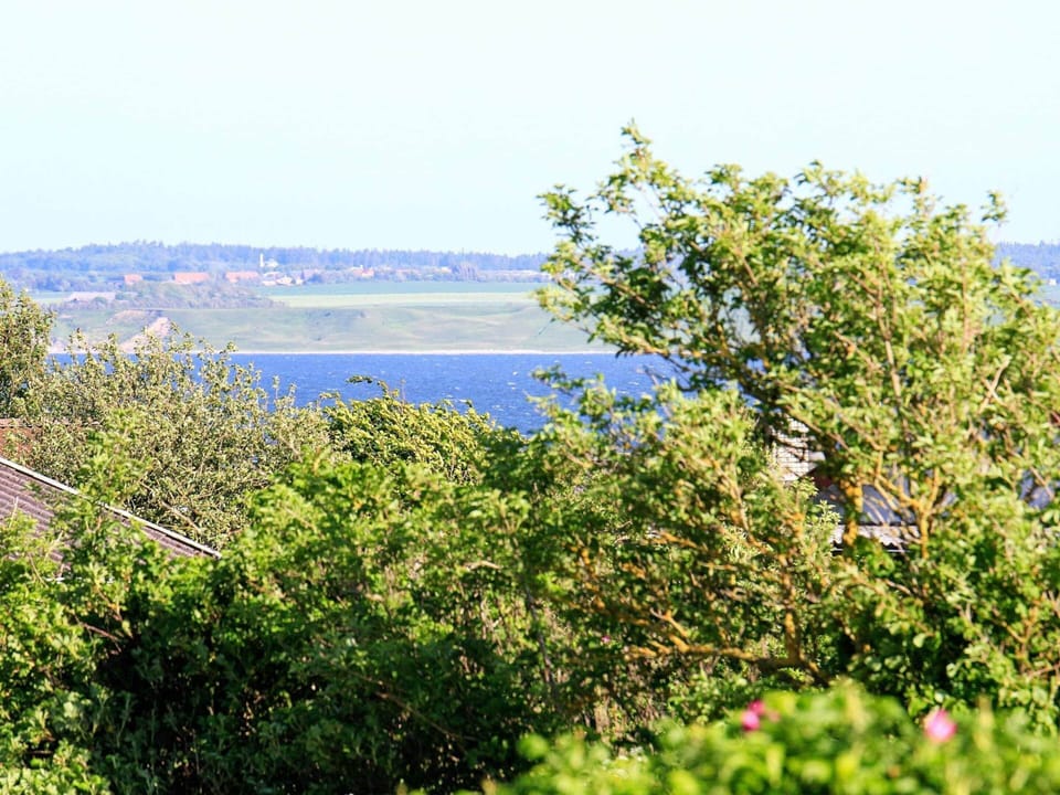 House | Water view