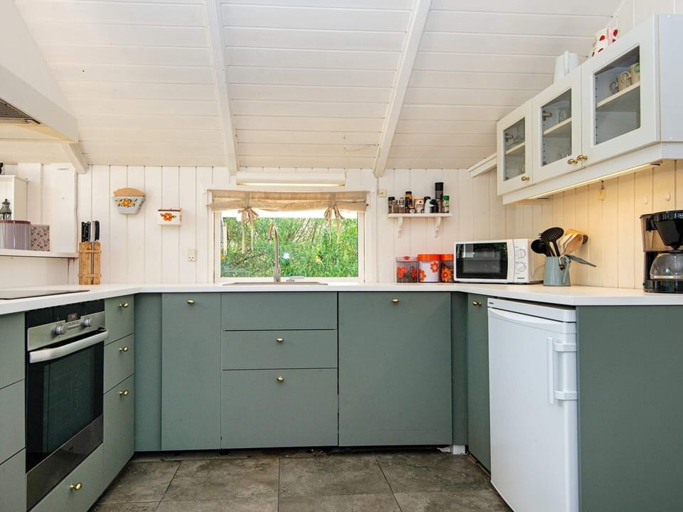 House | Private kitchen | Highchair