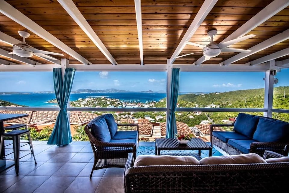 Large Penthouse Patio