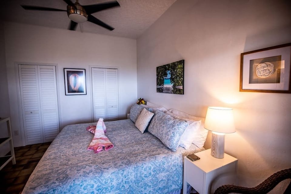 King Bedroom at Papaya