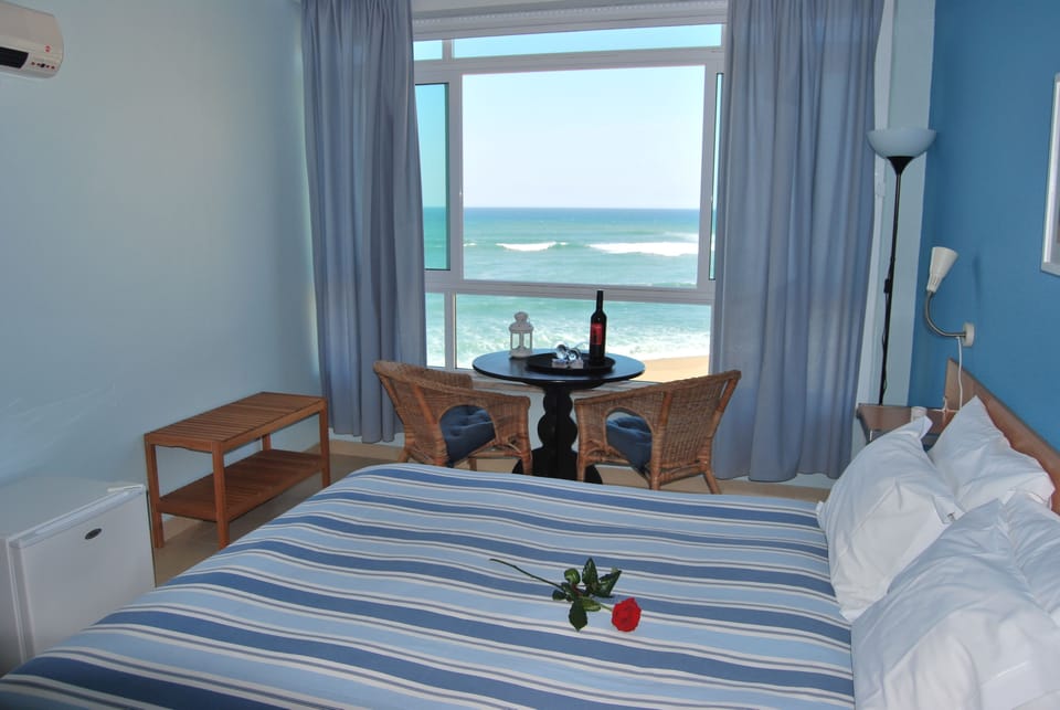 Superior Double Room, Sea View | Minibar, in-room safe, individually furnished, desk