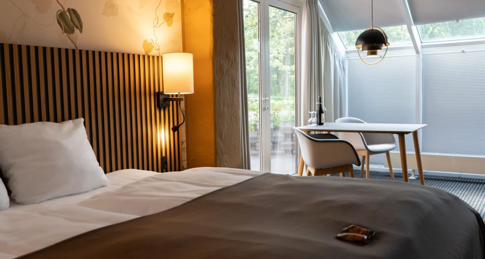 Desk, blackout drapes, iron/ironing board, free WiFi