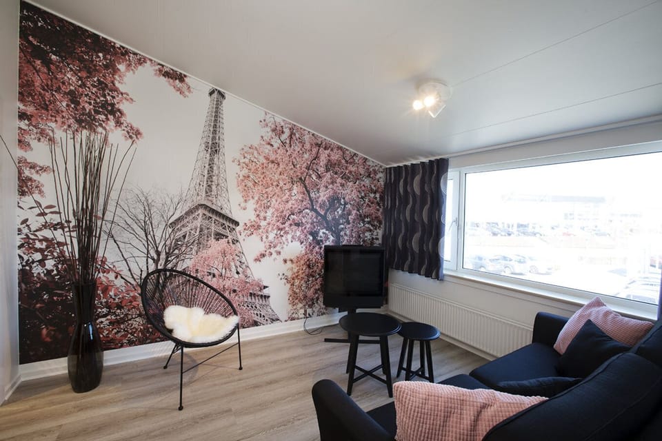 Family Suite | Premium bedding, free WiFi, bed sheets