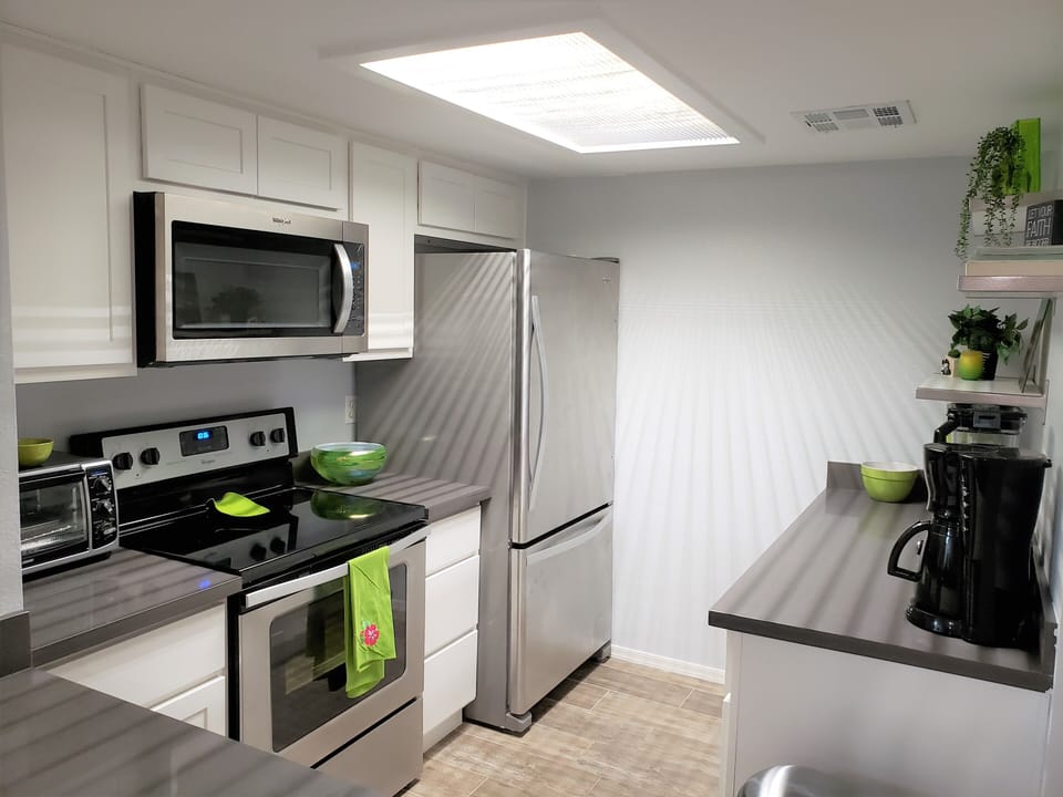 Fully equipped kitchen