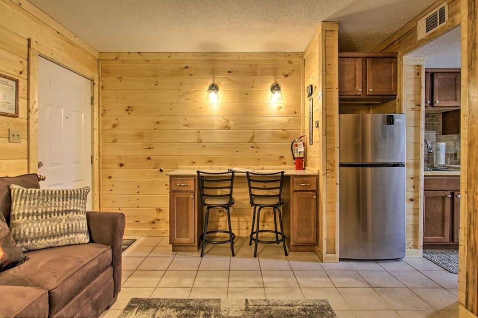 Granite bar top dinning area