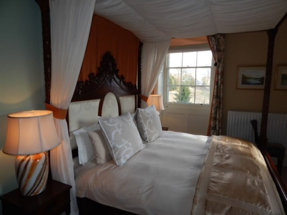 Double Room (Beaumont Four Poster) | Iron/ironing board, free WiFi, bed sheets
