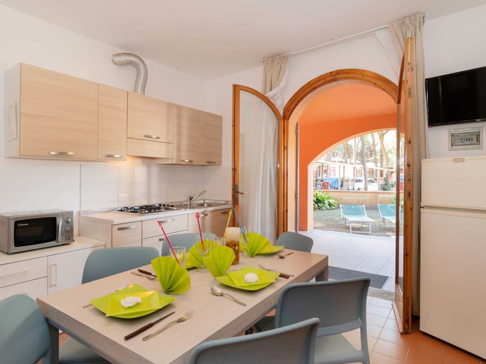 Bungalow | Private kitchen | Coffee/tea maker