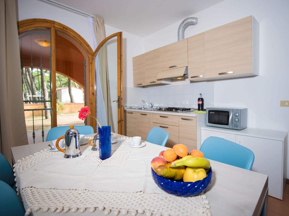 Bungalow | Private kitchen | Coffee/tea maker