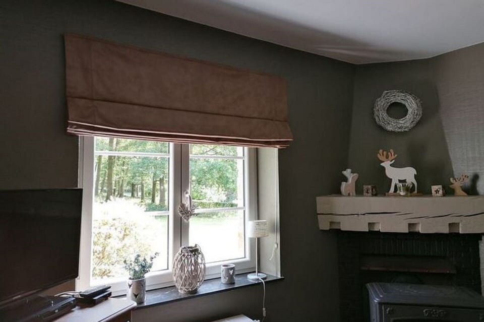 Cottage | Living room | Fireplace, DVD player