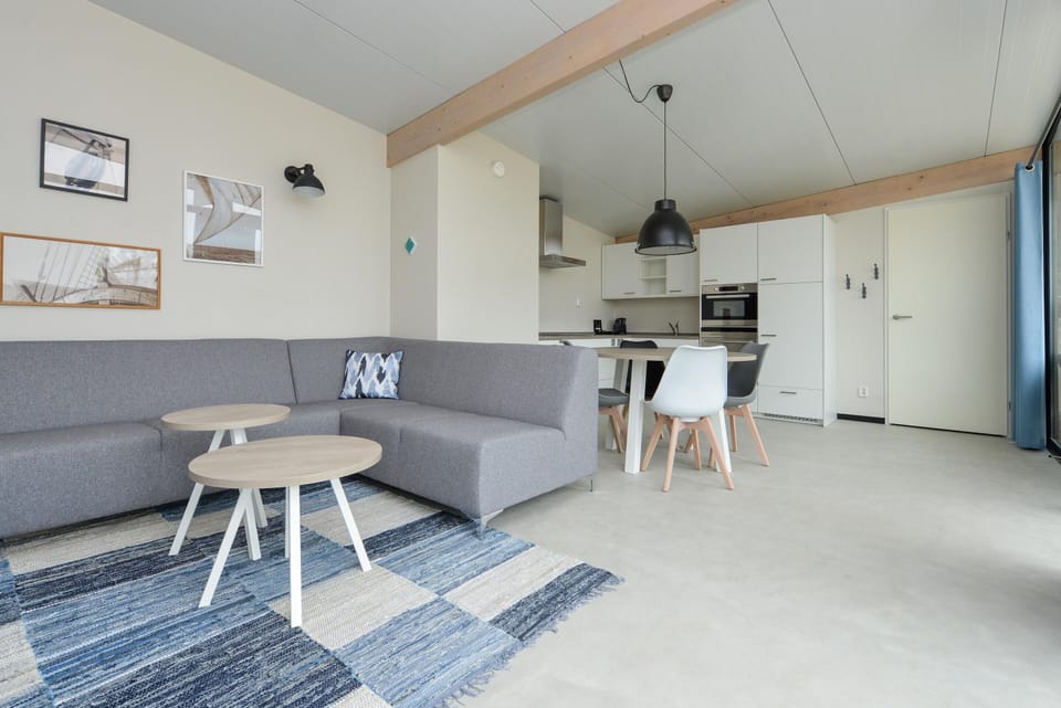 House | Living room