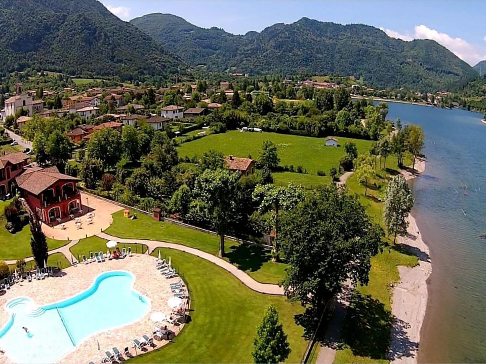 Apartment | Pool | Outdoor pool