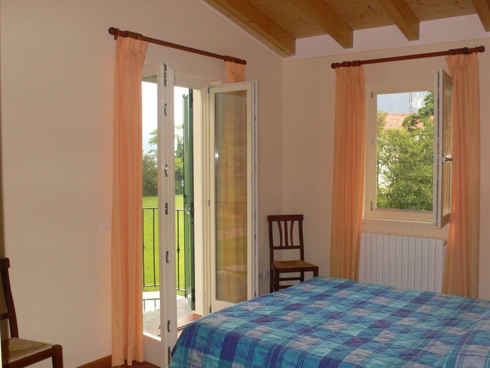 Apartment | 2 bedrooms, individually furnished, bed sheets